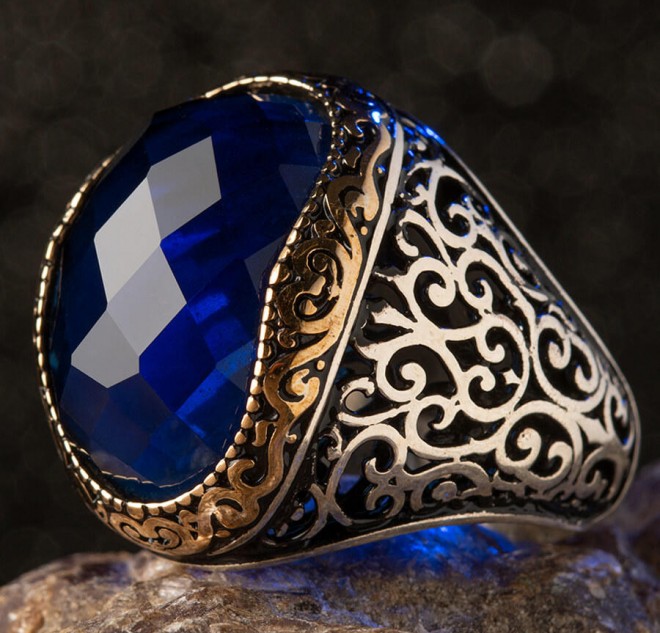 Mavi Zirkon Taşlı Süslemeli Gümüş Erkek Yüzük