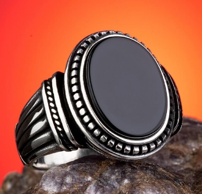 Oval Siyah Oniks Taşlı 925 Ayar Gümüş Yüzük