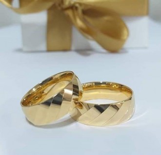 Altın Kaplama Çapraz Şeritli Özel Tasarım Alyans