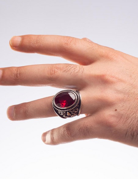 925 Ayar Gümüş Ruby Taşlı Motifli Erkek Yüzük