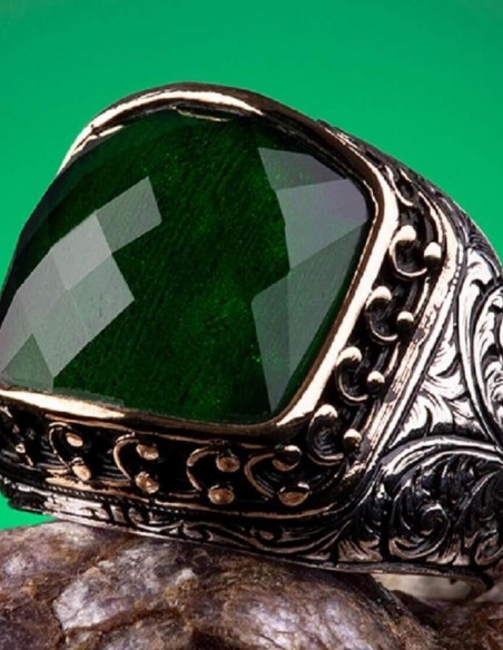 925 Ayar Gümüş Zirkon Yeşil Taşlı İşlemeli Erkek Yüzük