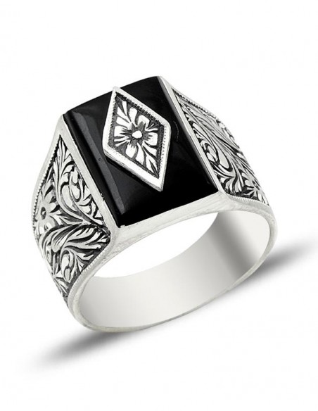 Erzurum El İşçiliği Gümüş Siyah Taşlı Yüzük